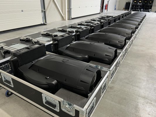 Vari*Lite 11+1 Vari*Lite VL4000 BEAMWASH con flightcases