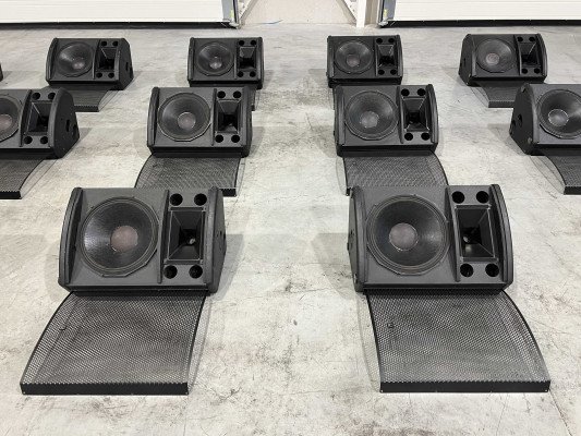 Turbosound TFM-450 15"/3" monitor/speaker (bi-amp)