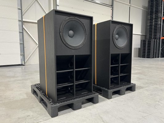Celestion 2x 18" Scoop Bass Horn 1000W RMS Celestion FTR18-4080FD
