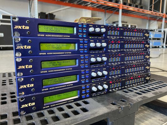 XTA DP428 4in 8out 4x8 procesador de altavoces