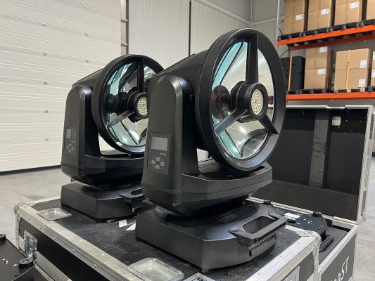 SGM Lighting 2x G-7 BeaSt 6000K LED IP66 cabeza móvil